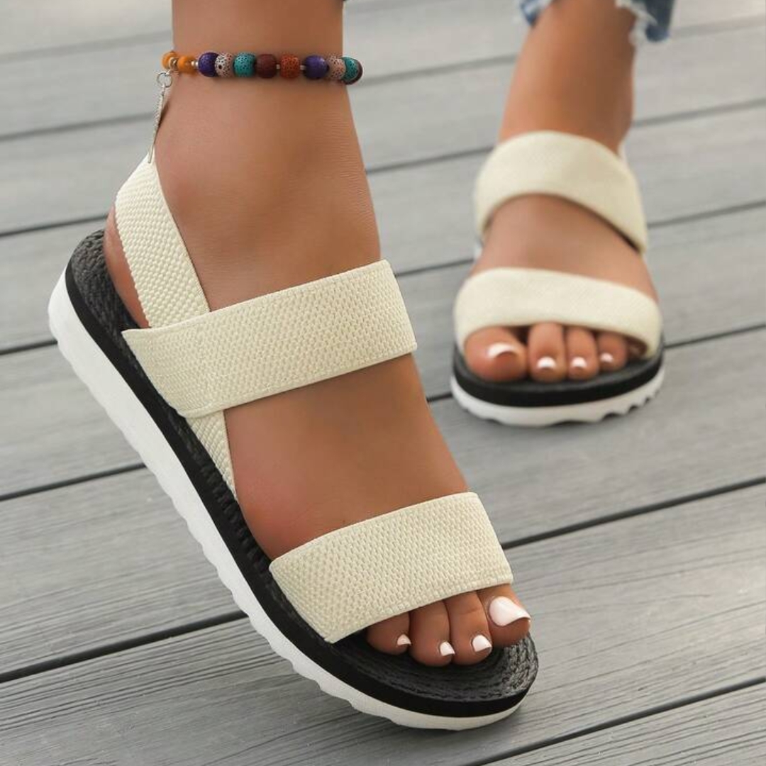 Nwot Women's Cream Sandals